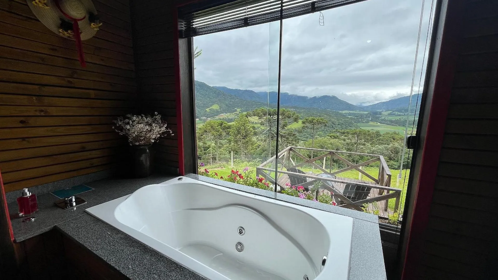 Chalet Chales Solar Da Montanha Urubici - Com Hidromassagem